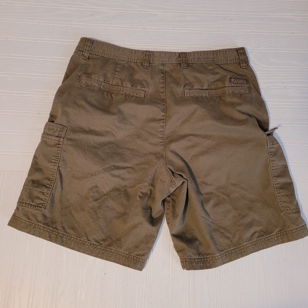 Columbia Army Green Mens Cargo Shorts Size- 38 Waist Length 19 in - Picture 7 of 7